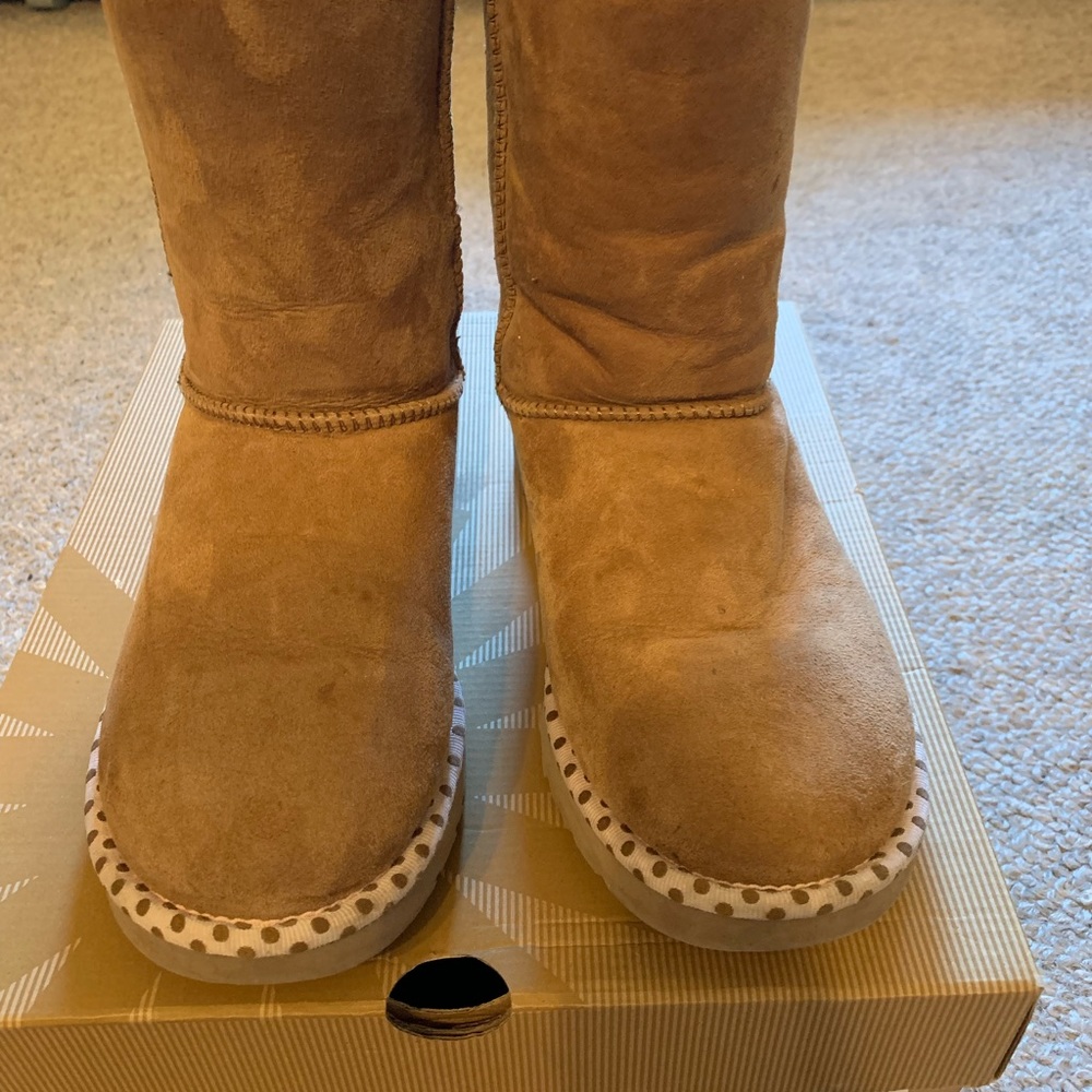 UGG boots size 7